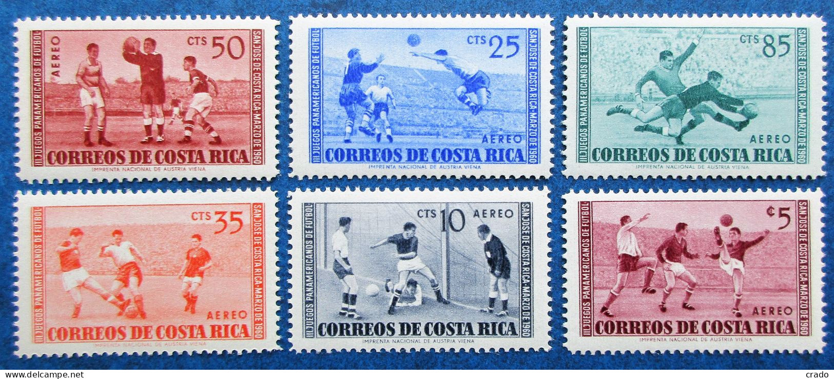 Vends Timbres Du Costa-Rica De 1960 Sur Le Football - Costa Rica