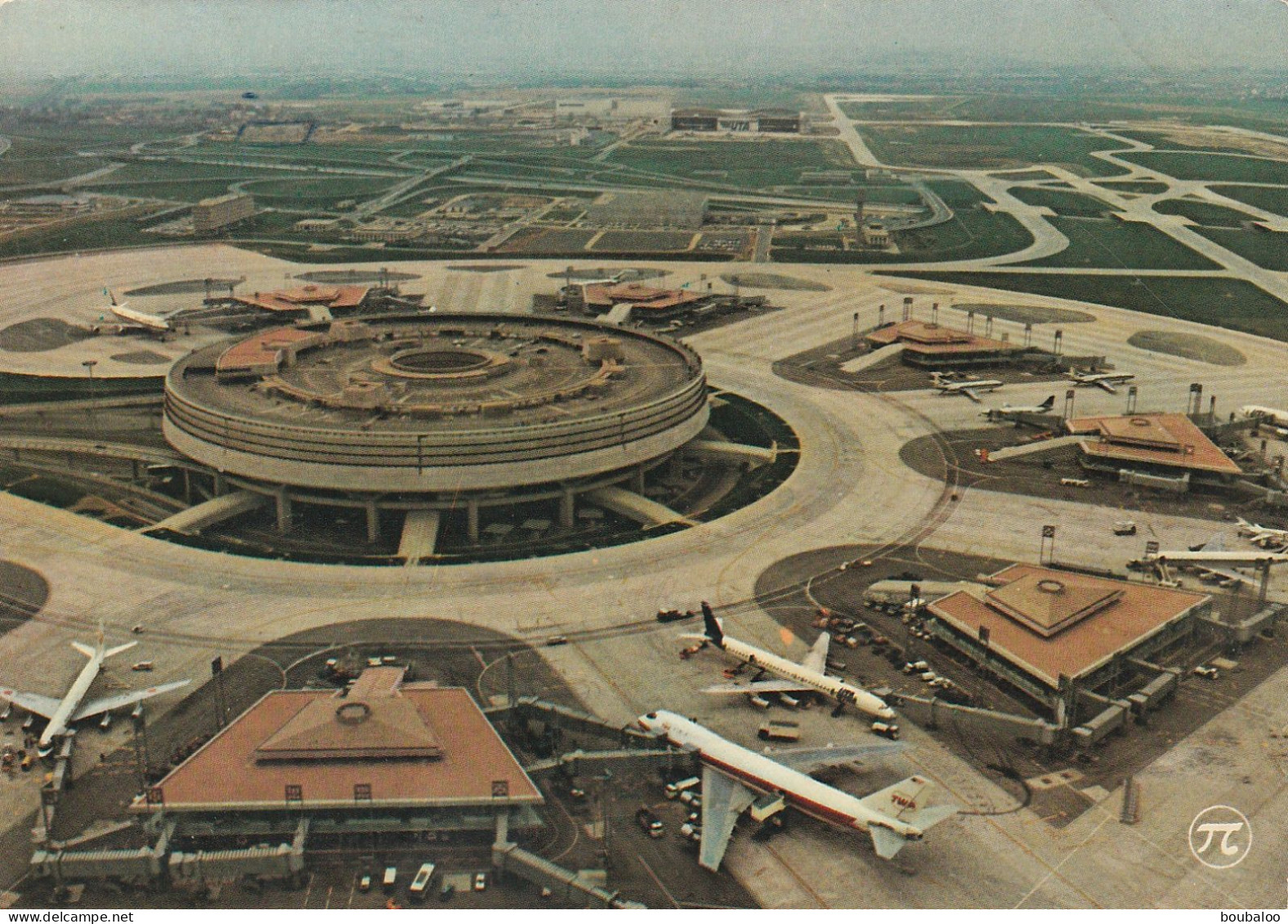 AEROPORT CHARLES DE GAULLE - DANS LES DEBUTS DE SON OUVERTURE - Aérodromes