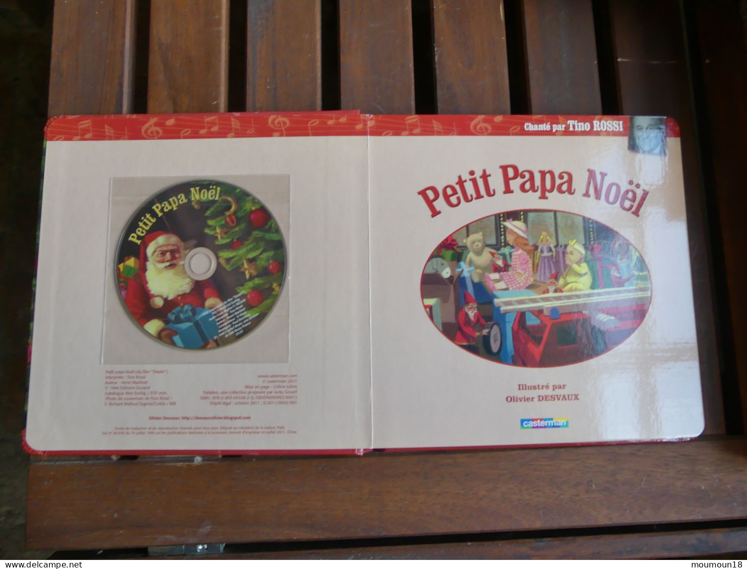 Livre CD Petit Papa Noël Tino Rossi Illustré Par Olivier Desvaux Tralalère 2011 - Canzoni Di Natale