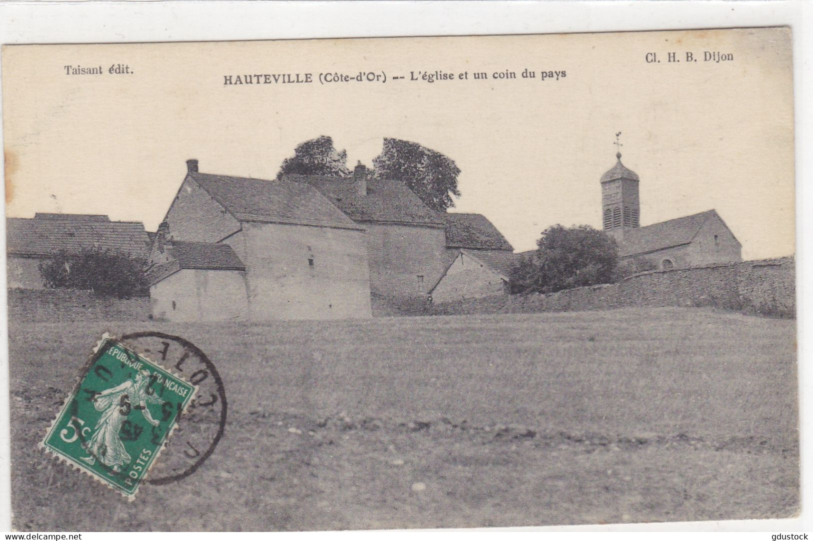 Côte-d'Or - Hauteville - L'Eglise Et Un Coin Du Pays - Other & Unclassified