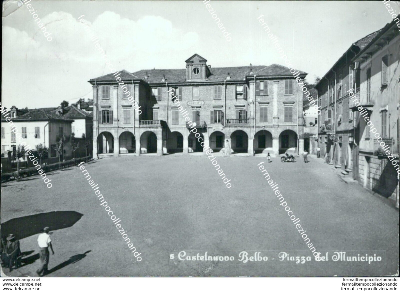 Bb252 Cartolina Castelnovo Belbo Piazza Del Municipio Cuneo Piemonte - Cuneo