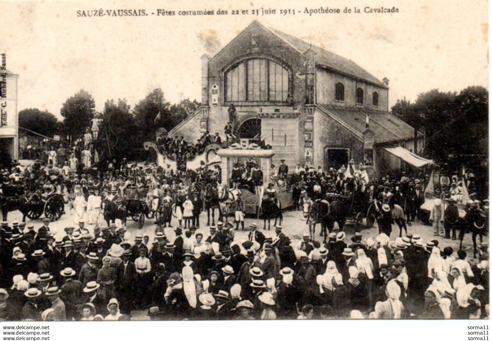 CPA SAUZE VAUSSAIS 79 Fetes Costumées Des 22 Et 23 Juin 1913: Apothéose De La Cavalcade - Sauze Vaussais