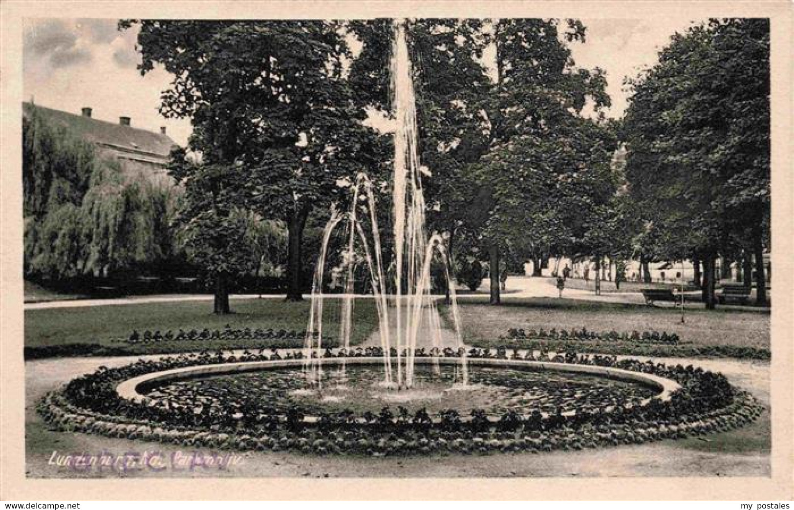 73976353 Breclav_Lundenburg_CZ Park Brunnen Fontaene - Tchéquie