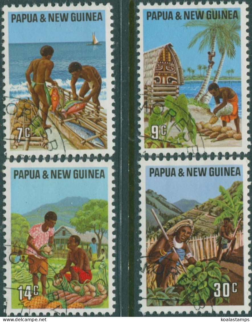 Papua New Guinea 1971 SG204-207 Primary Industries Set FU - Papoea-Nieuw-Guinea