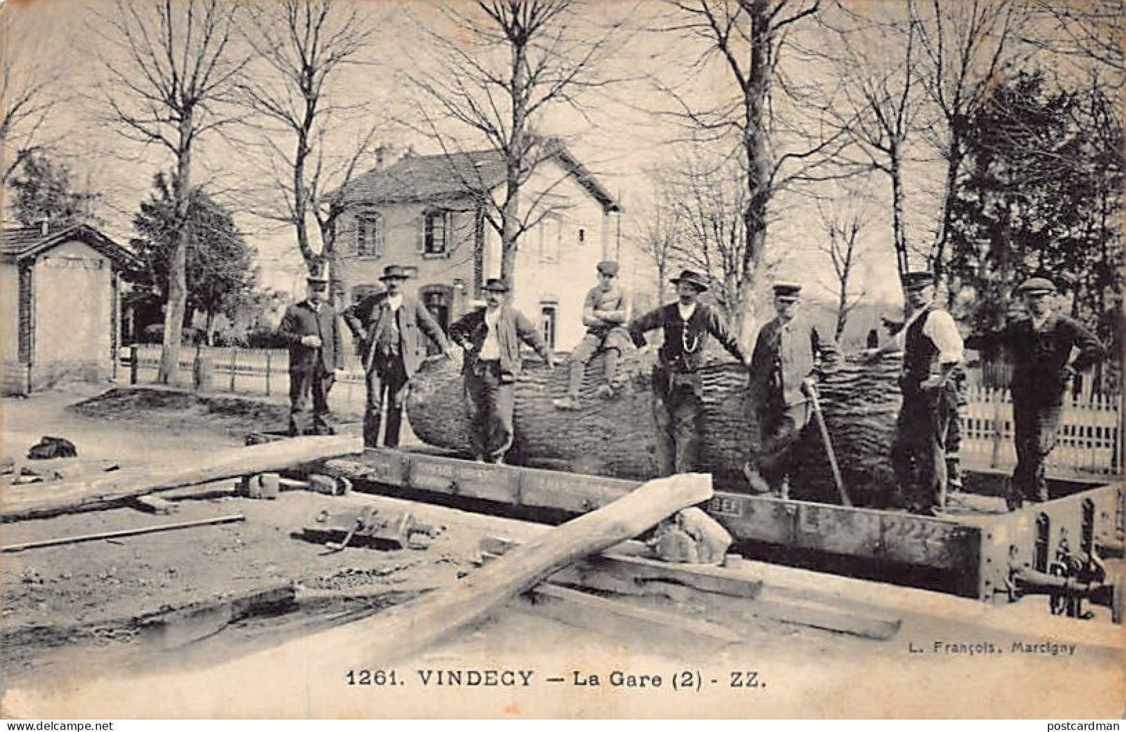 France - VINDECY (71) La Gare - Chargement D'un Tronc D'arbre Géant - Ed. L. François 1261 - Sonstige & Ohne Zuordnung