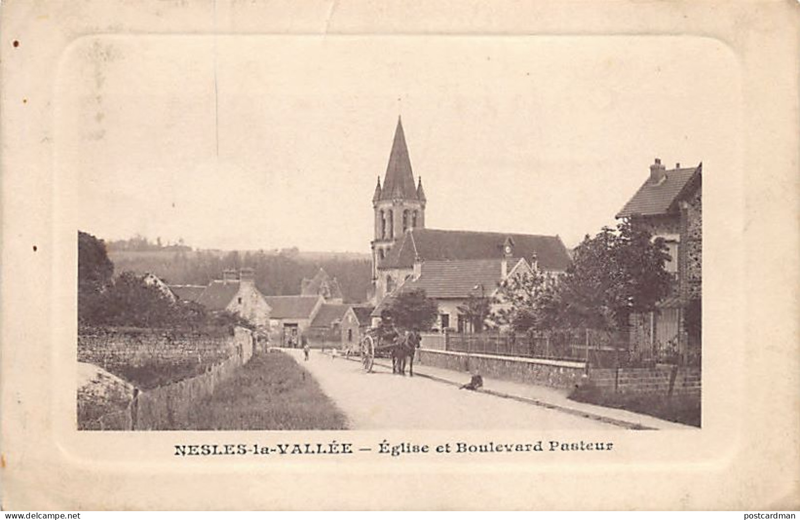 France - NESLES LA VALLÉE (95) Eglise Et Boulevard Pasteur - Ed. F. Mazet - Nesles-la-Vallée