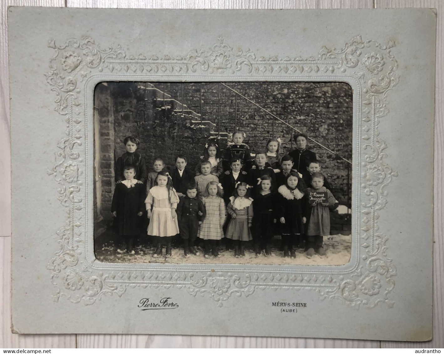 Photographie Scolaire 1914 Saint-Denis-Maisoncelles Calvados - Fillettes Et 2 Institutrices Pierre Fèvre Méry Sur Seine - Identified Persons