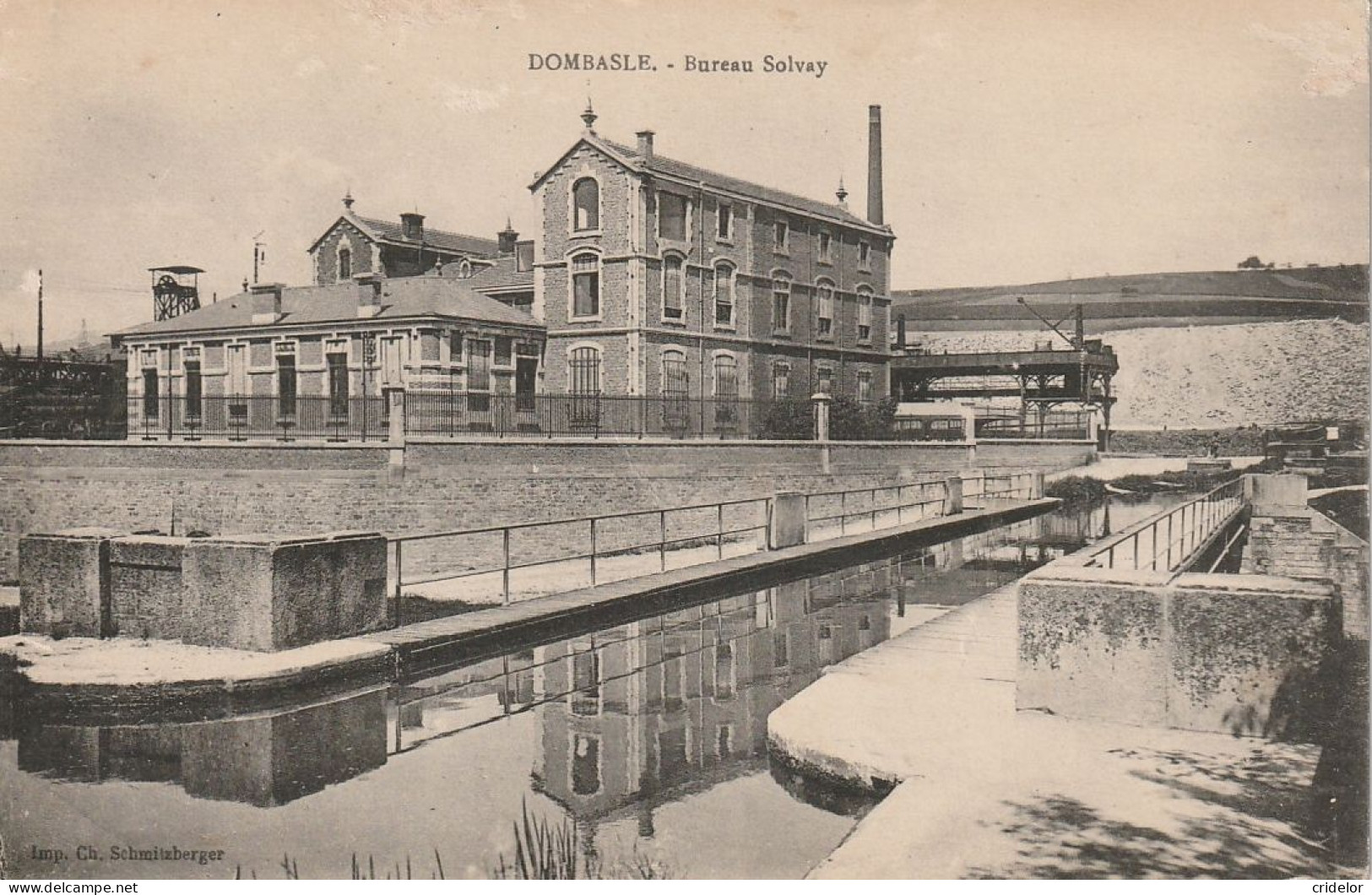 THEMES - TRANSPORTS - CANAL - ACCES AUX USINES SOLVAY - 54 DOMBASLE - Hausboote