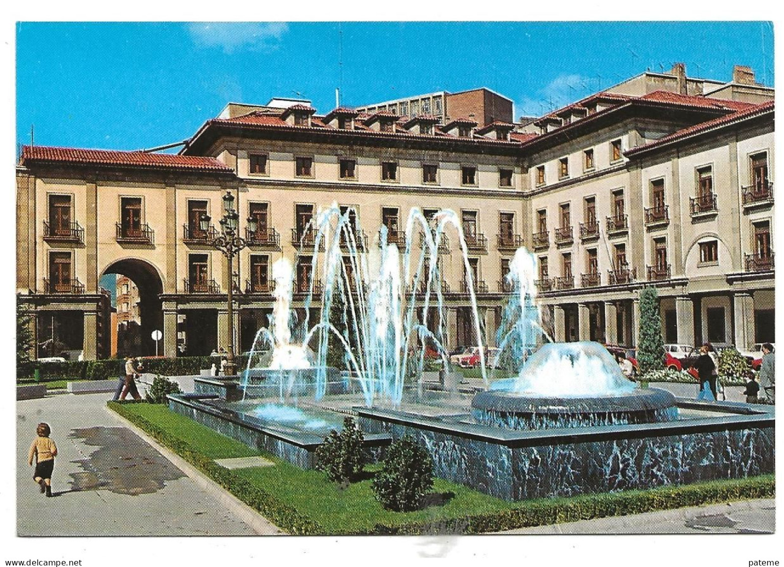 Oviedo Plazza De España - Asturias (Oviedo)