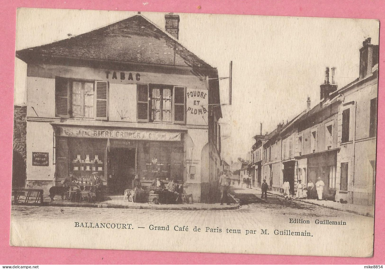 SAS1660  CPA  BALLANCOURT  (Seine Et Oise)  Grand Café De Paris Tenu Par M. Guillemain - TABAC POUDRE ET PLOMB - Ballancourt Sur Essonne