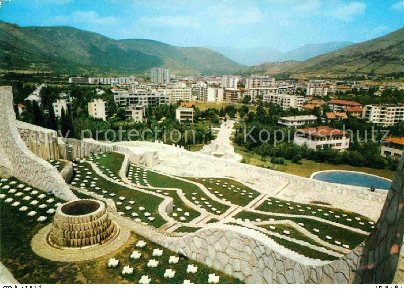 72687536 Mostar Moctap Gedaechtnisfriedhof Mostar - Bosnie-Herzegovine