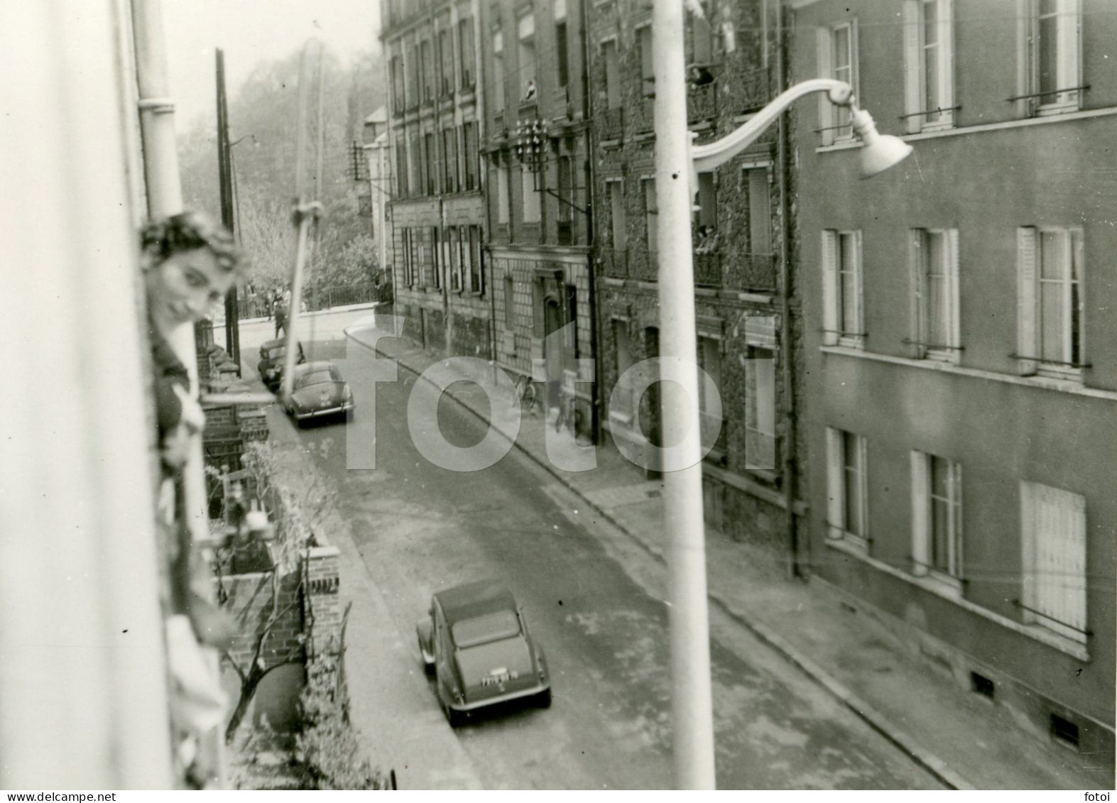 50s ORIGINAL AMATEUR PHOTO FOTO RENAULT FREGATE CITROEN 2CV MALLE BOMBÉE FRANCE AT269 - Lieux