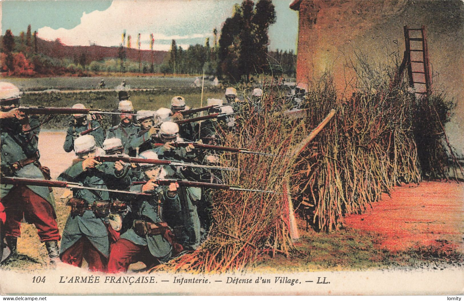 Militaire Armée Française Infanterie CPA Défense D' Un Village - Manoeuvres