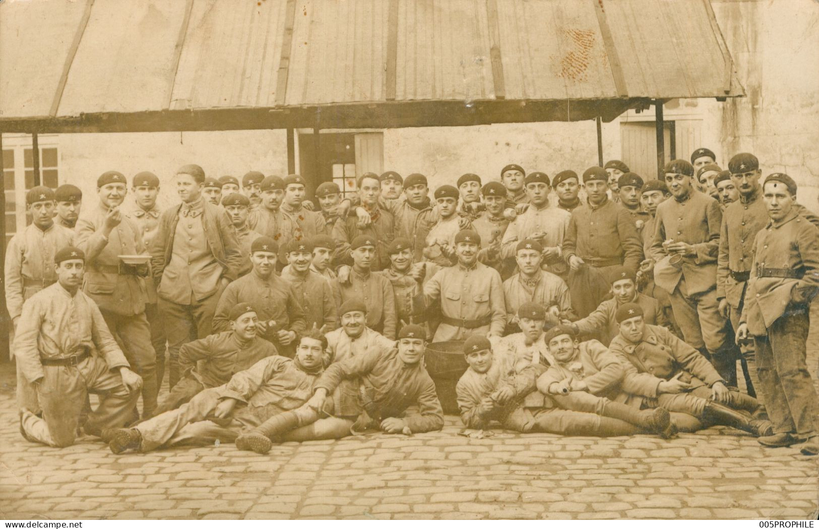 * CP PHOTO * WW1 * MILITAIRES DU 5 R.I. * MILITAIRE * G.V.C. - GROUPE DE TANKISTES * TANKISTE - Guerre 1914-18