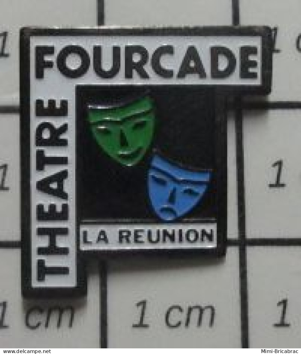912e Pin's Pins / Beau Et Rare / AUTRES / THEATRE FOURCADE LA ReUNION MASQUeS COMeDIe TRAGeDie - Other & Unclassified