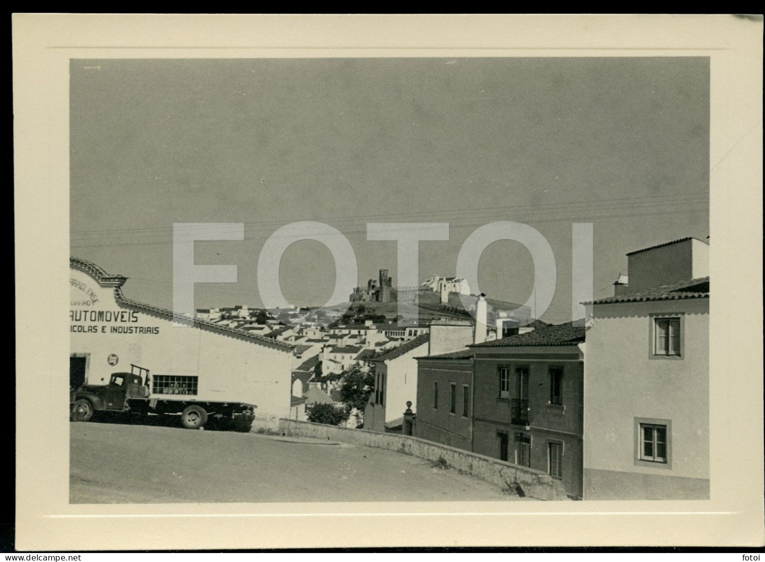 1953 REAL ORIGINAL PHOTO FOTO GARAGEM OFICINA ARRAIOLENSE LUIS PEREIRA TORRAO ARRAIOLOS EVORA ALENTEJO PORTUGAL AT379 - Plaatsen