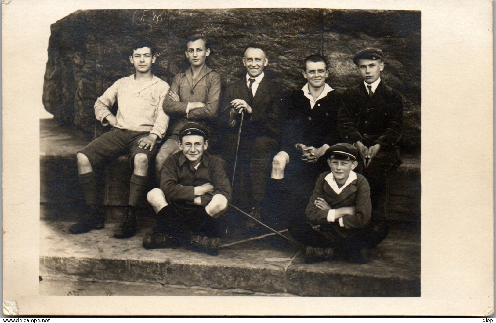 CP Carte Photo D&#039;&eacute;poque Photographie Vintage Groupe Homme Mode Canne Allemagne - Non Classés