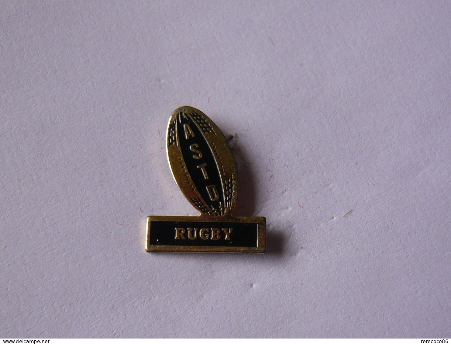 Pins SPORT RUGBY ASTD ASSOCIATION SPORTIVE TROUVILLE DEAUVILLE CALVADOS - Rugby