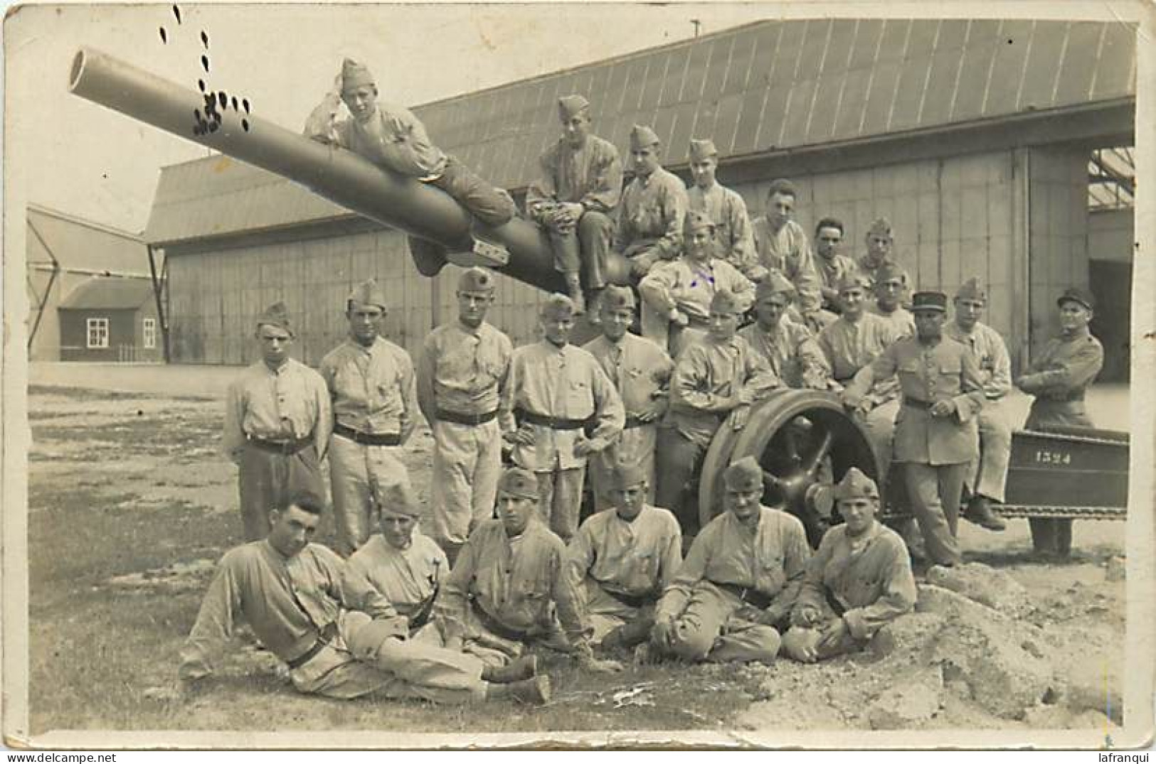 Militaires-ref E66-carte Photo -militaires -militaria -regiments -regiment Artillerie -canons - Canon - - Equipment