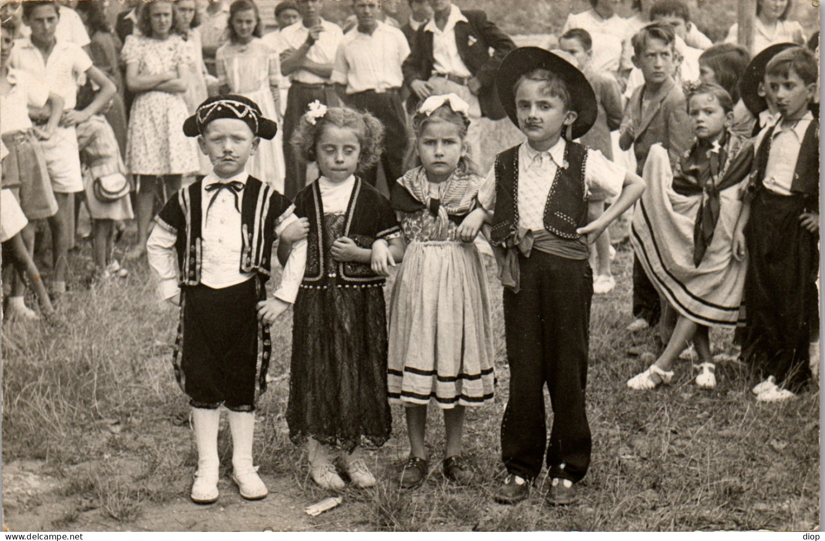 CP Carte Photo D&#039;&eacute;poque Photographie Vintage Enfant Mode Costume R&eacute;gional F&ecirc;te  - Other & Unclassified