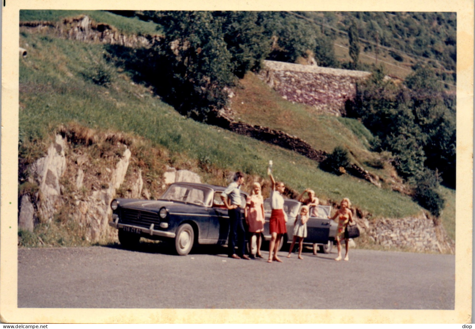 Photographie Photo Vintage Snapshot Amateur Automobile Voiture Peugeot Andorre - Automobiles