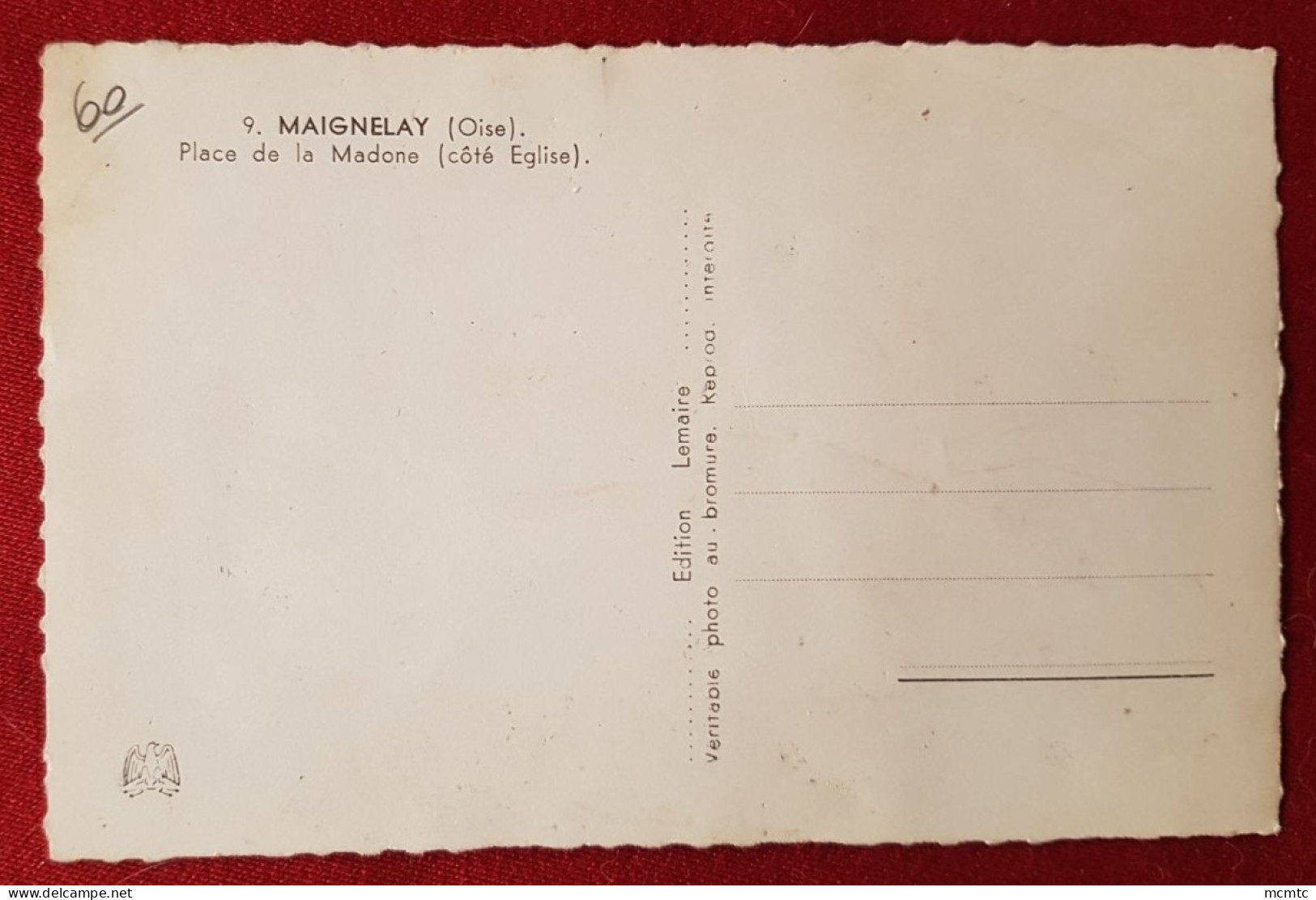 CPSM Petit Format  - Maignelay - ( Oise ) -  Place De La Madone -(côté Eglise) - Maignelay Montigny