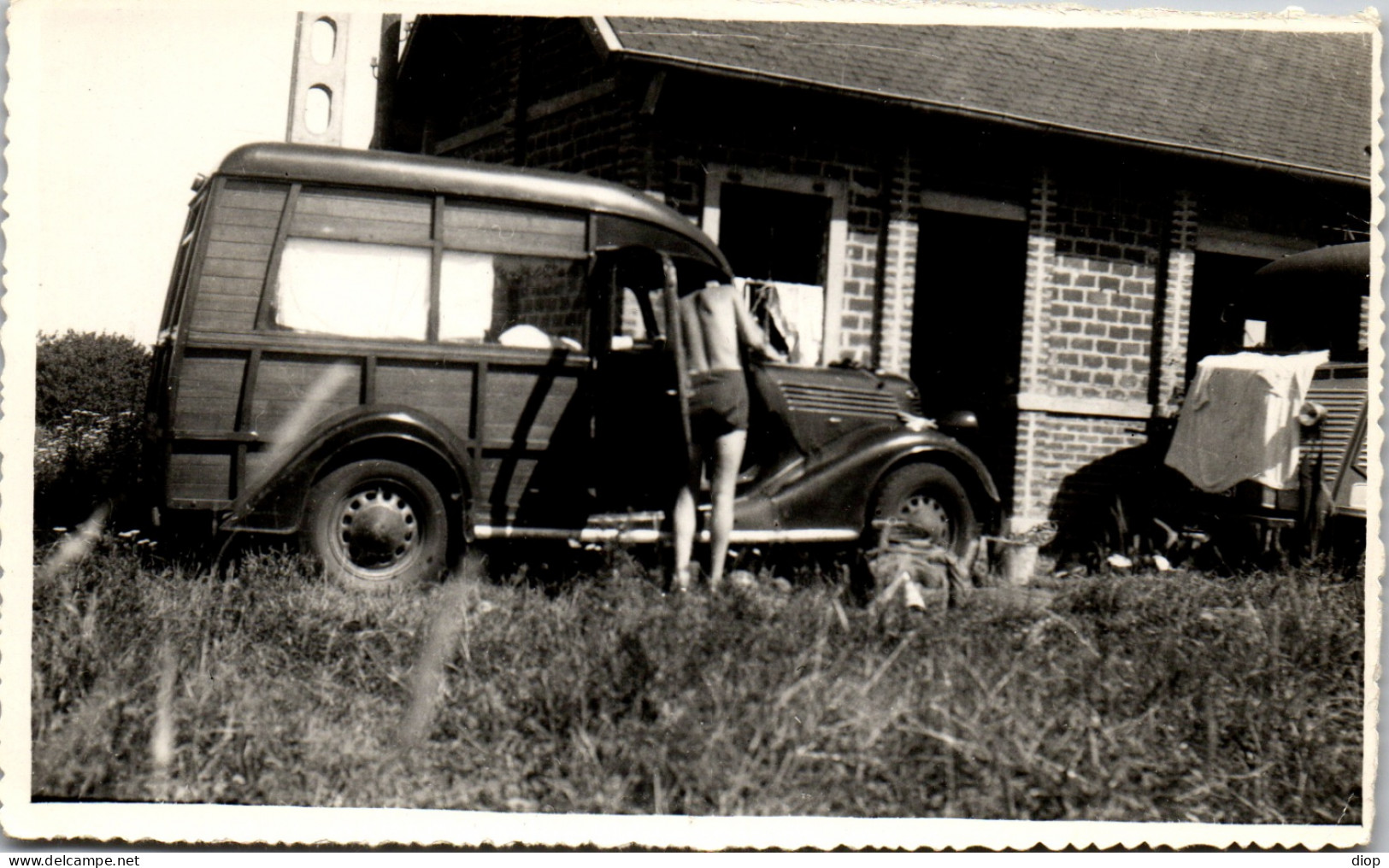 Photographie Photo Vintage Snapshot Amateur  Automobile Voiture Break St Jacut  - Auto's