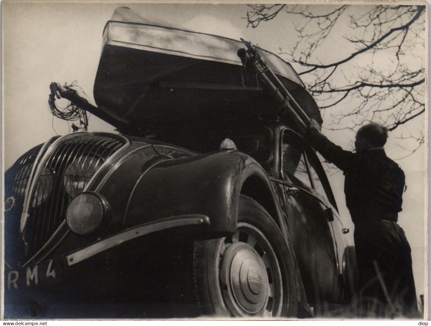 Photographie Photo Vintage Snapshot Amateur Automobile Voiture Peugeot Galerie - Auto's