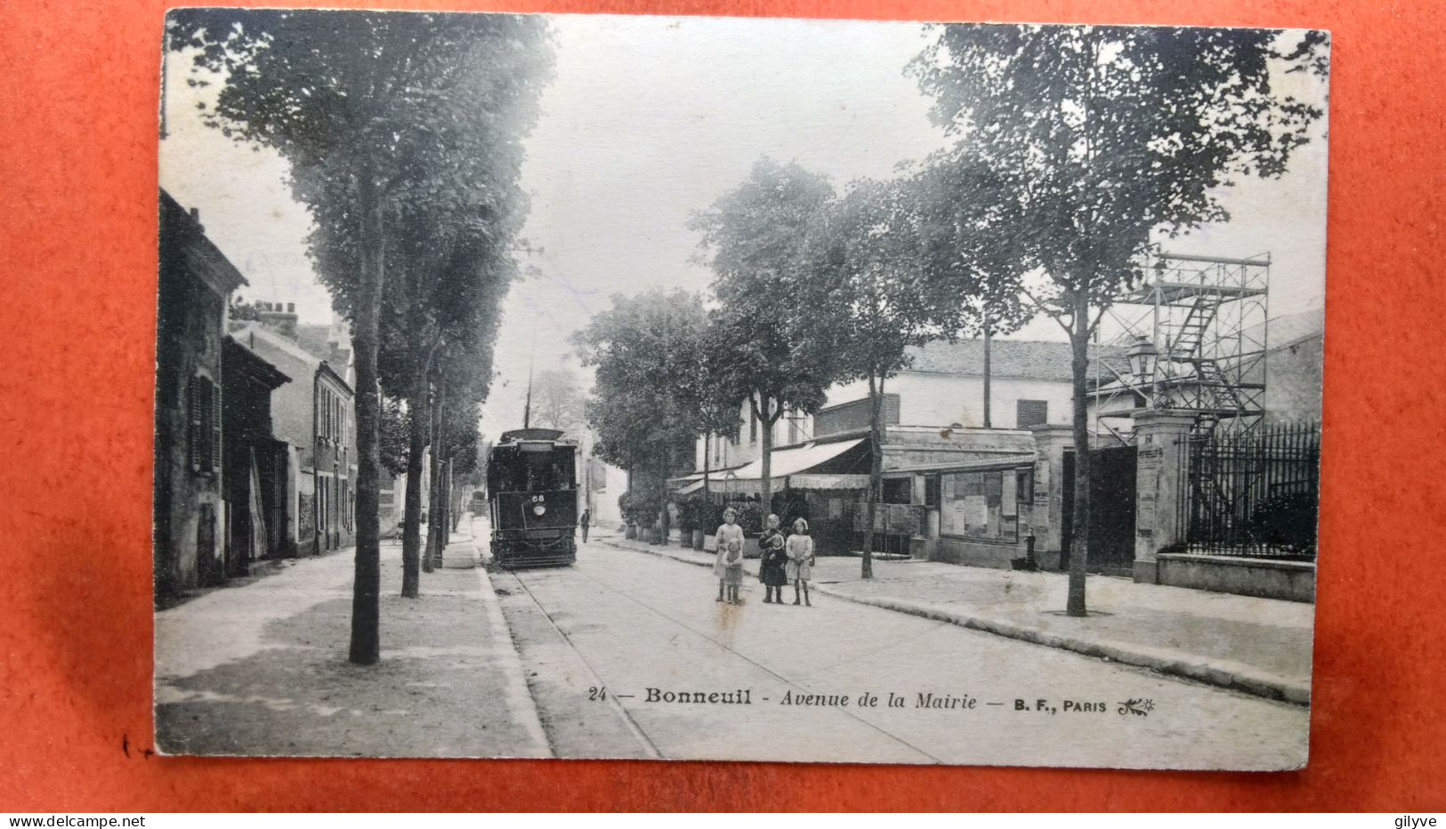 CPA (94) Bonneuil. Avenue De La Mairie.  (8A.032) - Bonneuil Sur Marne