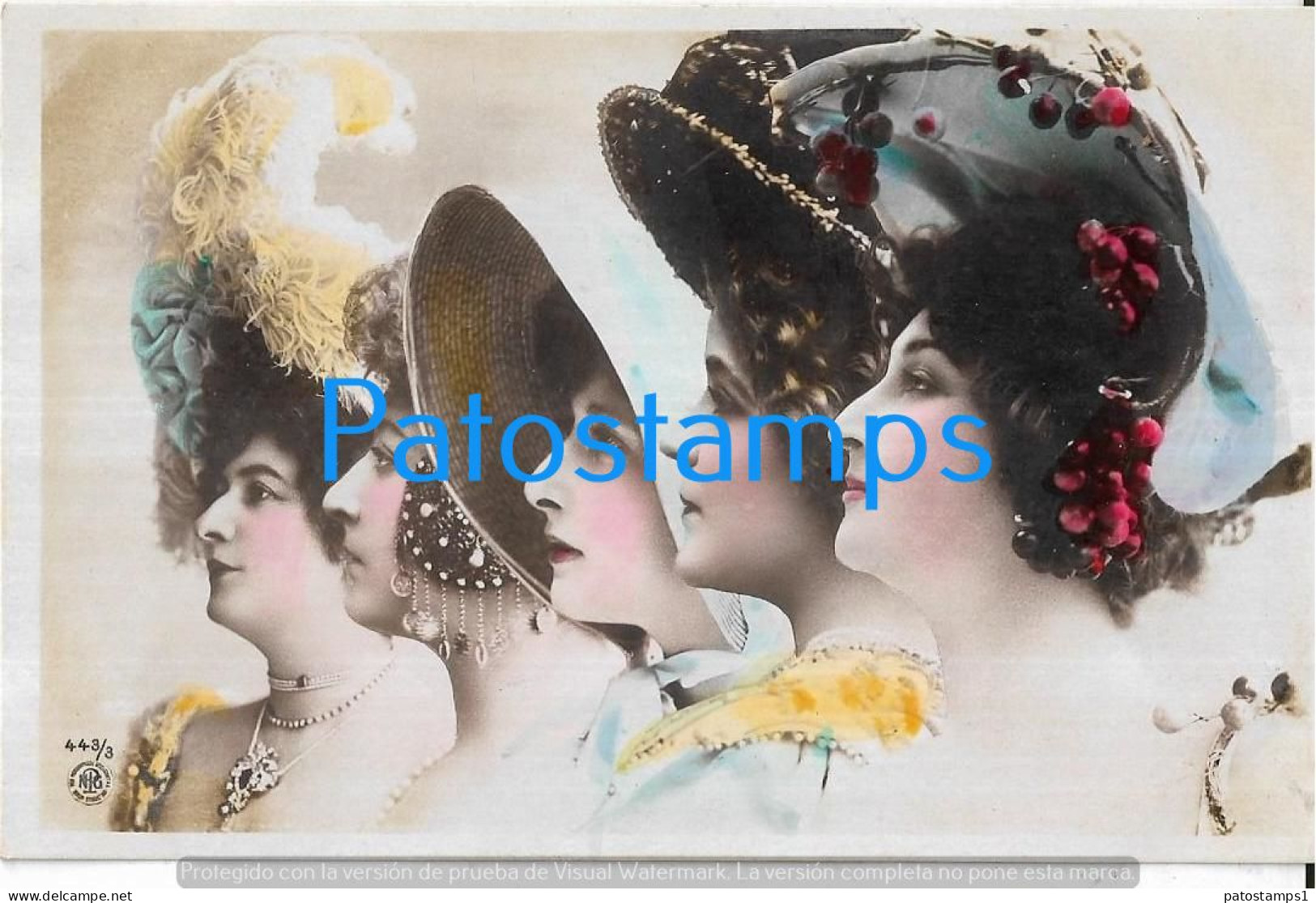 229065 REAL PHOTO FIVE WOMAN WITH A HAT PHOTOGRAPHIC TRICK POSTAL POSTCARD - Photographs