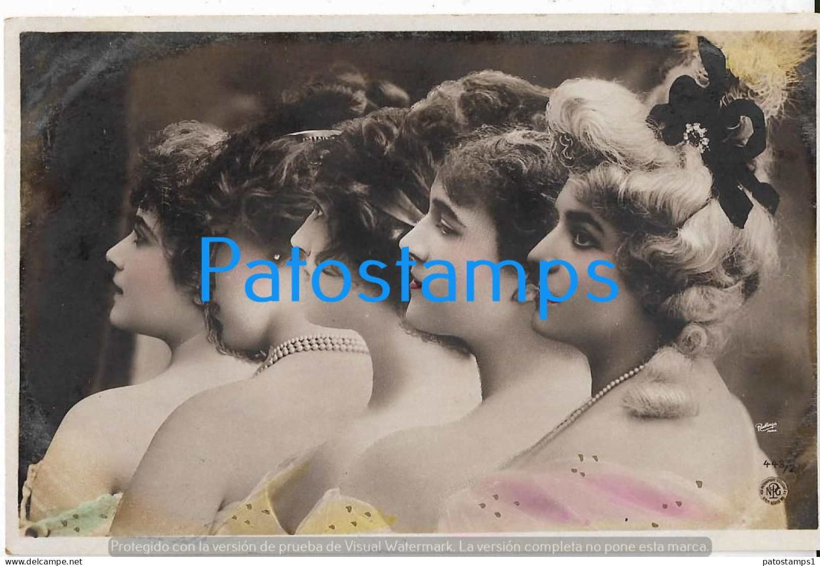 229068 REAL PHOTO FIVE WOMAN BEAUTY PHOTOGRAPHIC TRICK POSTAL POSTCARD - Photographs