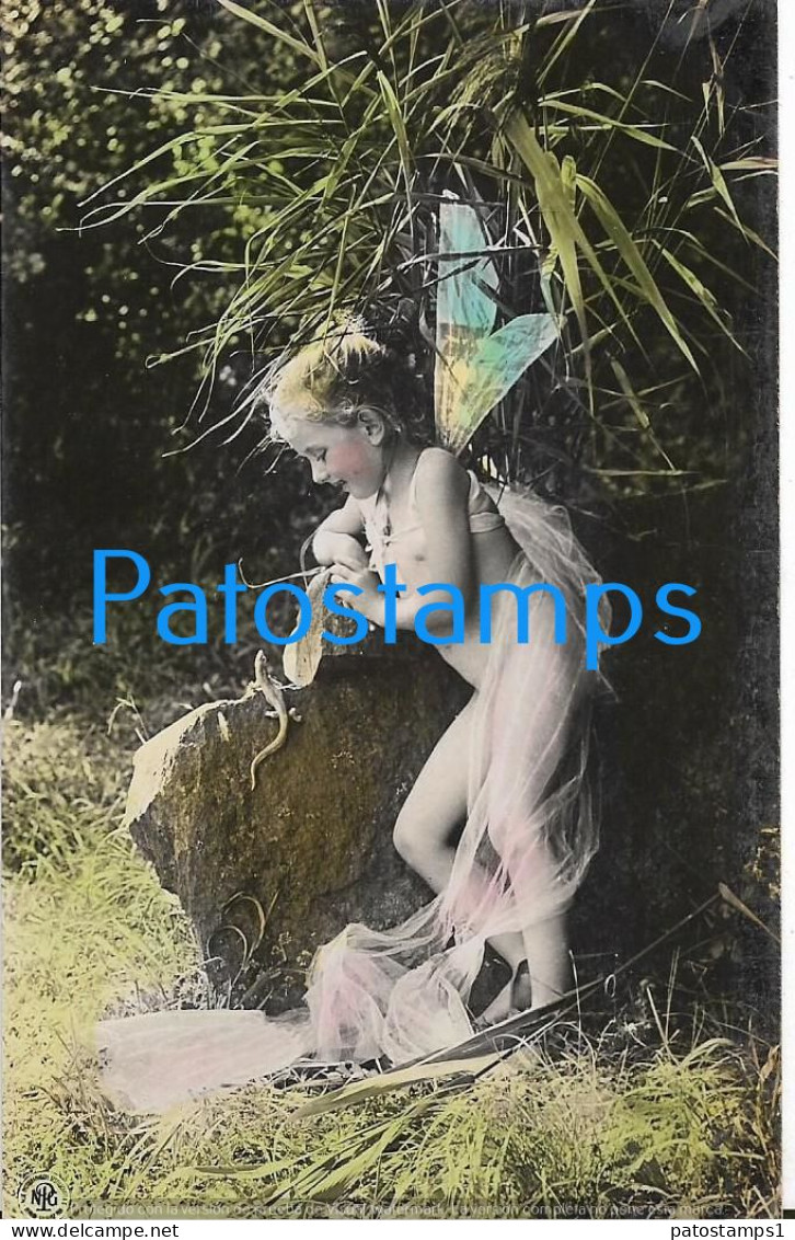 229072 REAL PHOTO LANDSCAPE BUTTERFLY GIRL AND LIZARD POSTAL POSTCARD - Photographs