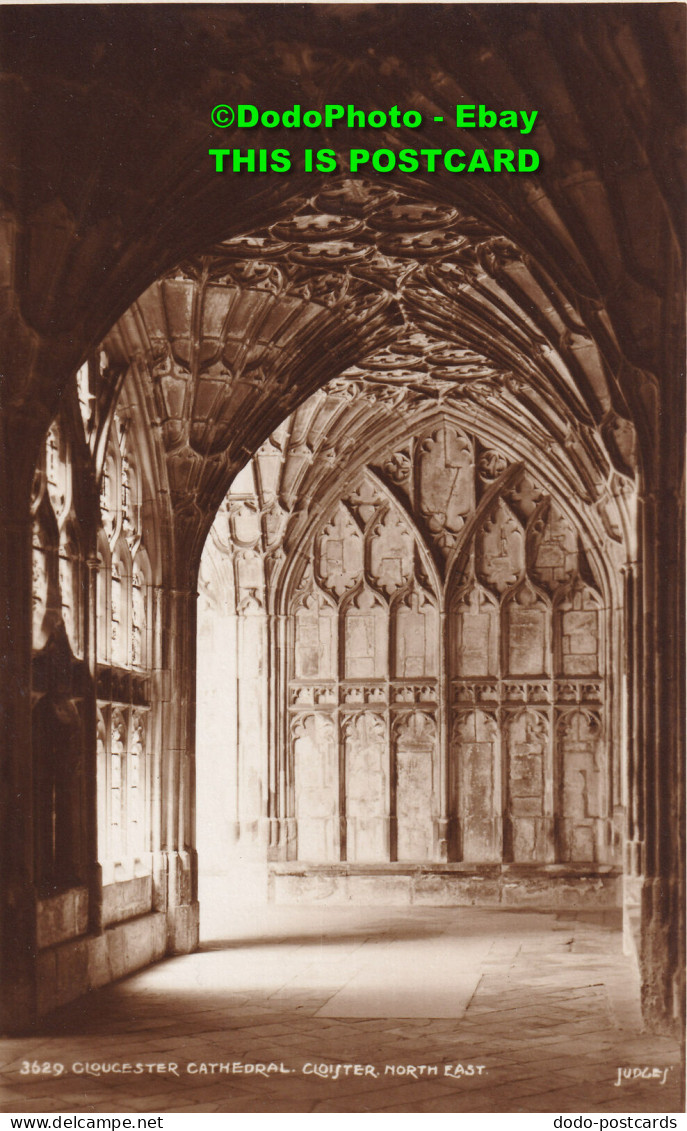R422869 Gloucester Cathedral. Cloister North East. Judges. 3629 - World