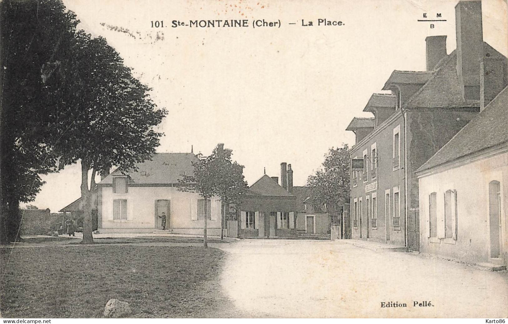 Ste Montaine * La Place Du Village - Autres & Non Classés