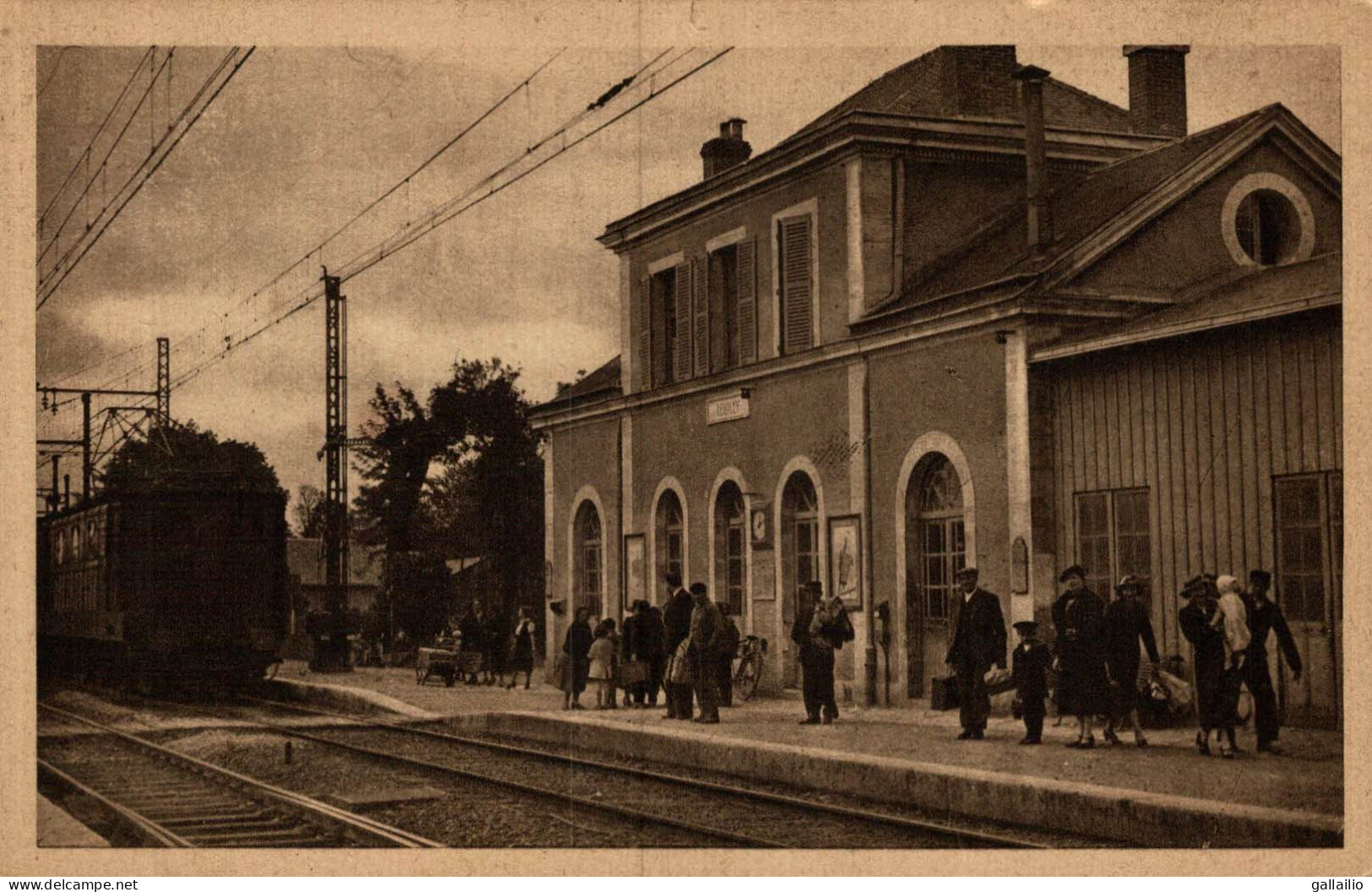 REUILLY LA GARE - Otros & Sin Clasificación