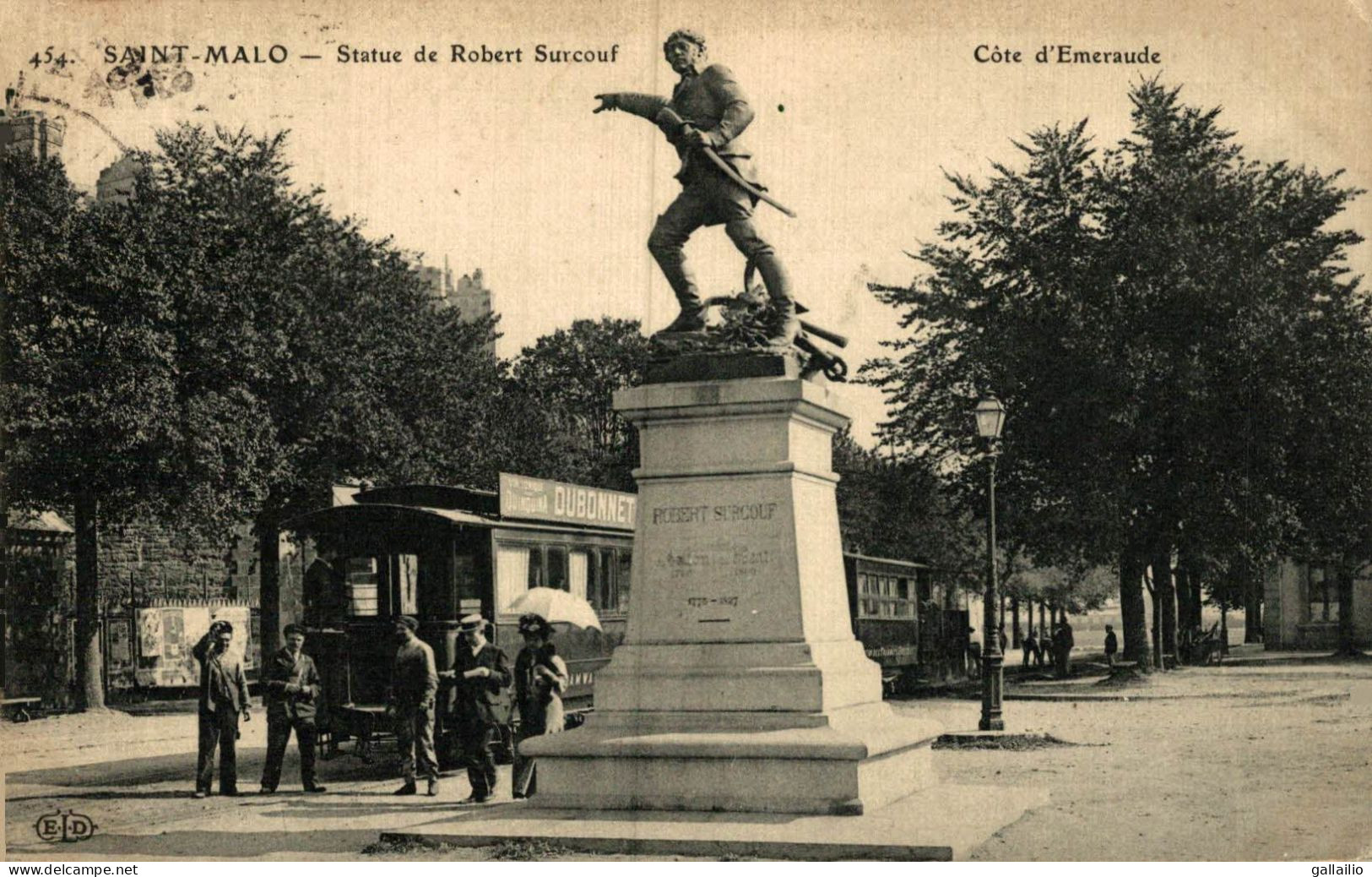 SAINT MALO STATUE DE ROBERT SURCOUF - Saint Malo