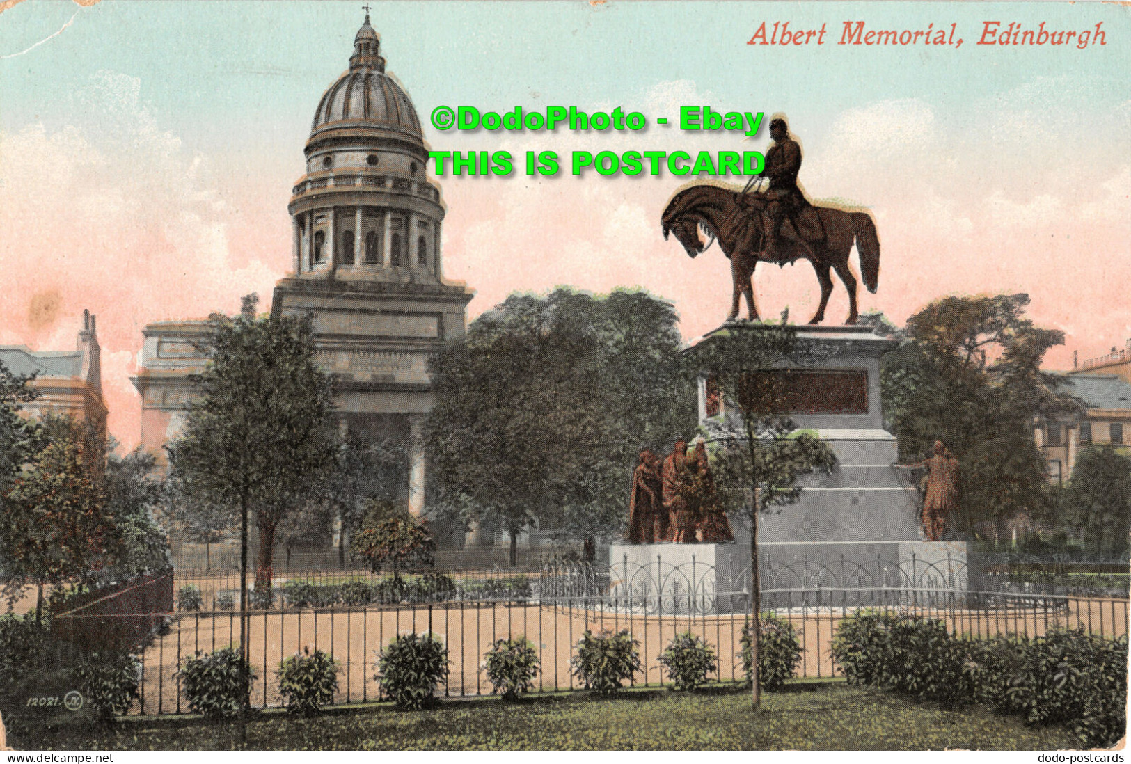 R353853 Edinburgh. Albert Memorial. Postcard - World