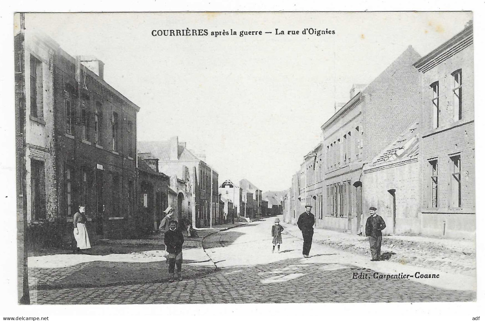 CPA ANIMEE COURRIERES APRES LA GUERRE, ANIMATION DANS LA RUE D'OIGNIES, PAS DE CALAIS 62 - Sonstige & Ohne Zuordnung