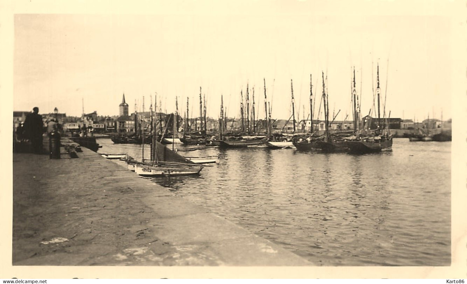Les Sables D'olonne * Photo Ancienne * Les Bateaux De Pêche Dans Le Port * 11x7cm - Sables D'Olonne