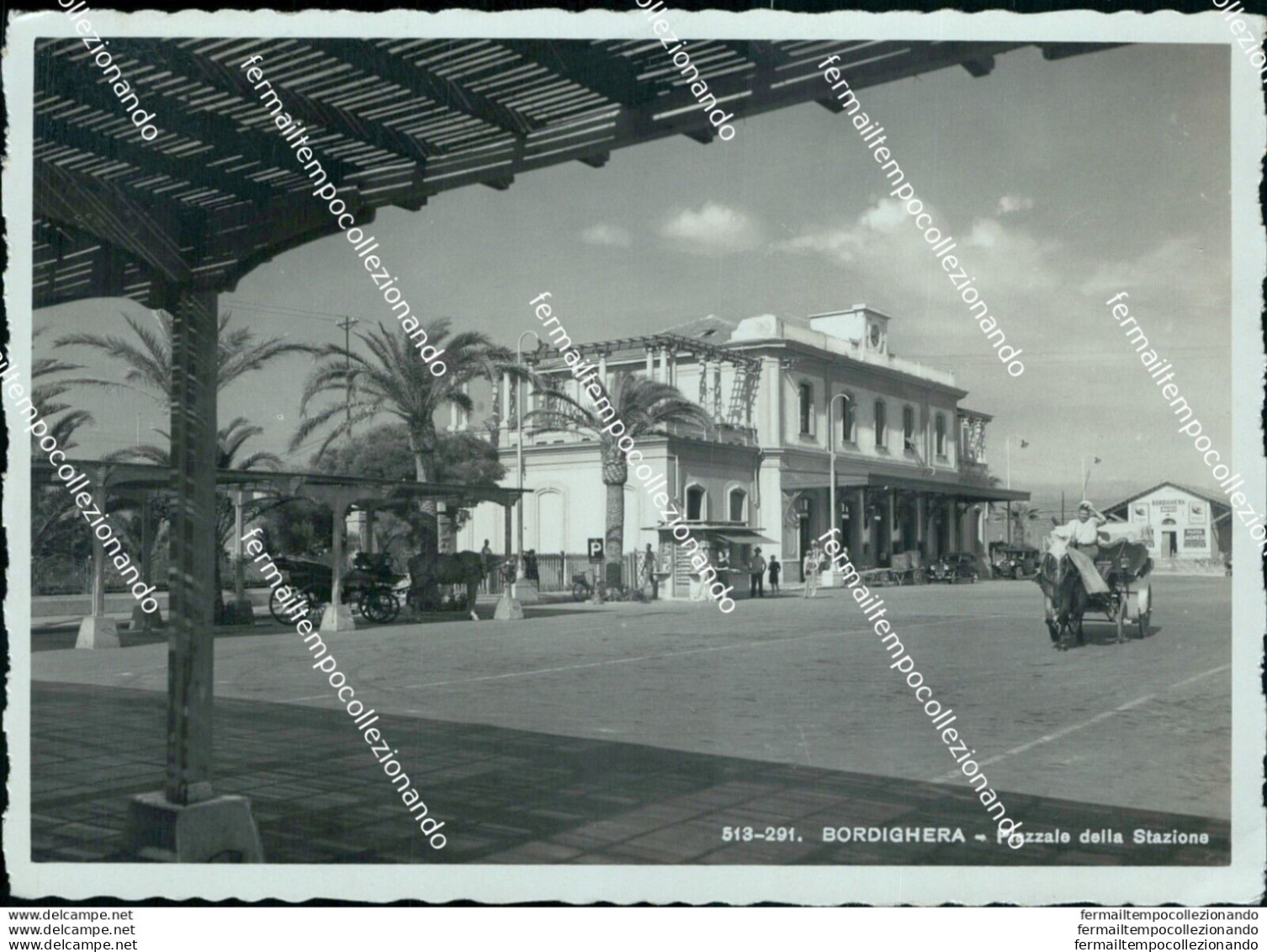 Bq496 Cartolina Bordighera Piazzale Della Stazione 1940 Provincia Di Imperia - Imperia