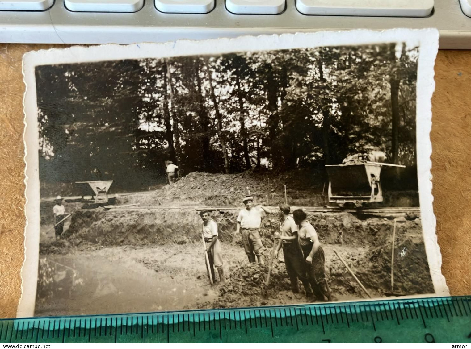 REAL PHOTO METIER -  CHANTIER , Travaile Decauville, Rails Le Groupe De Travail 1937 - Mestieri