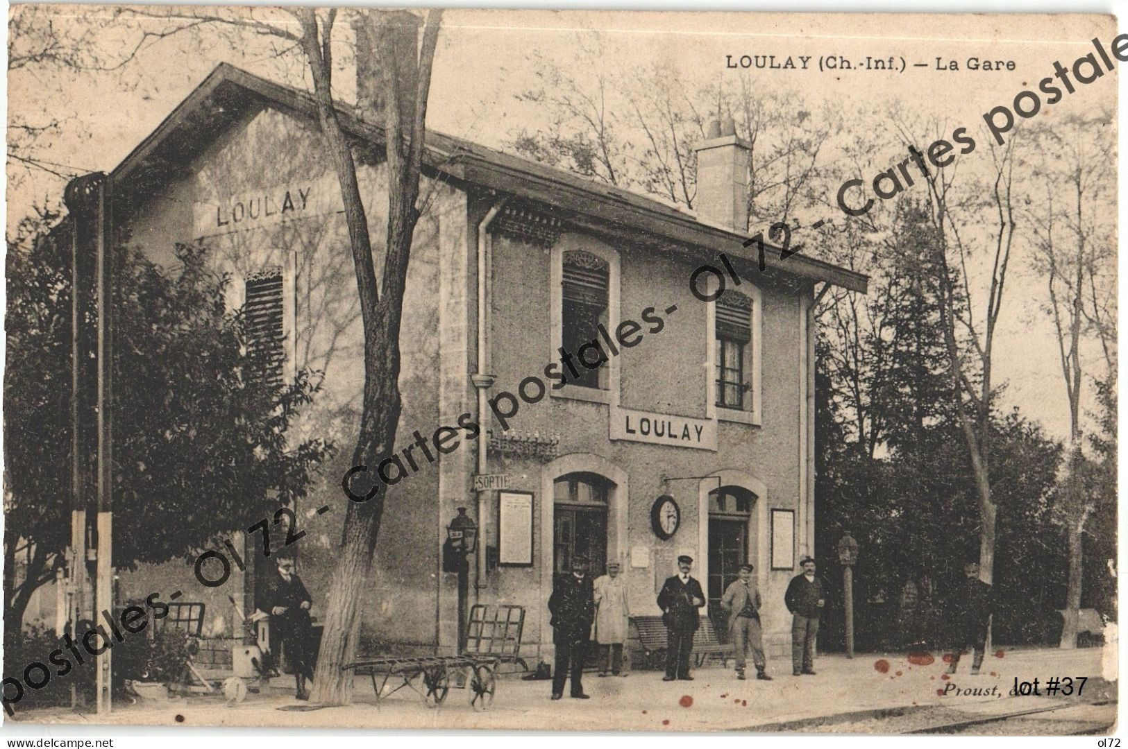 CPA  [17] Charente Maritime > Loulay - La Gare - Belle Animation - Rare - Sonstige & Ohne Zuordnung