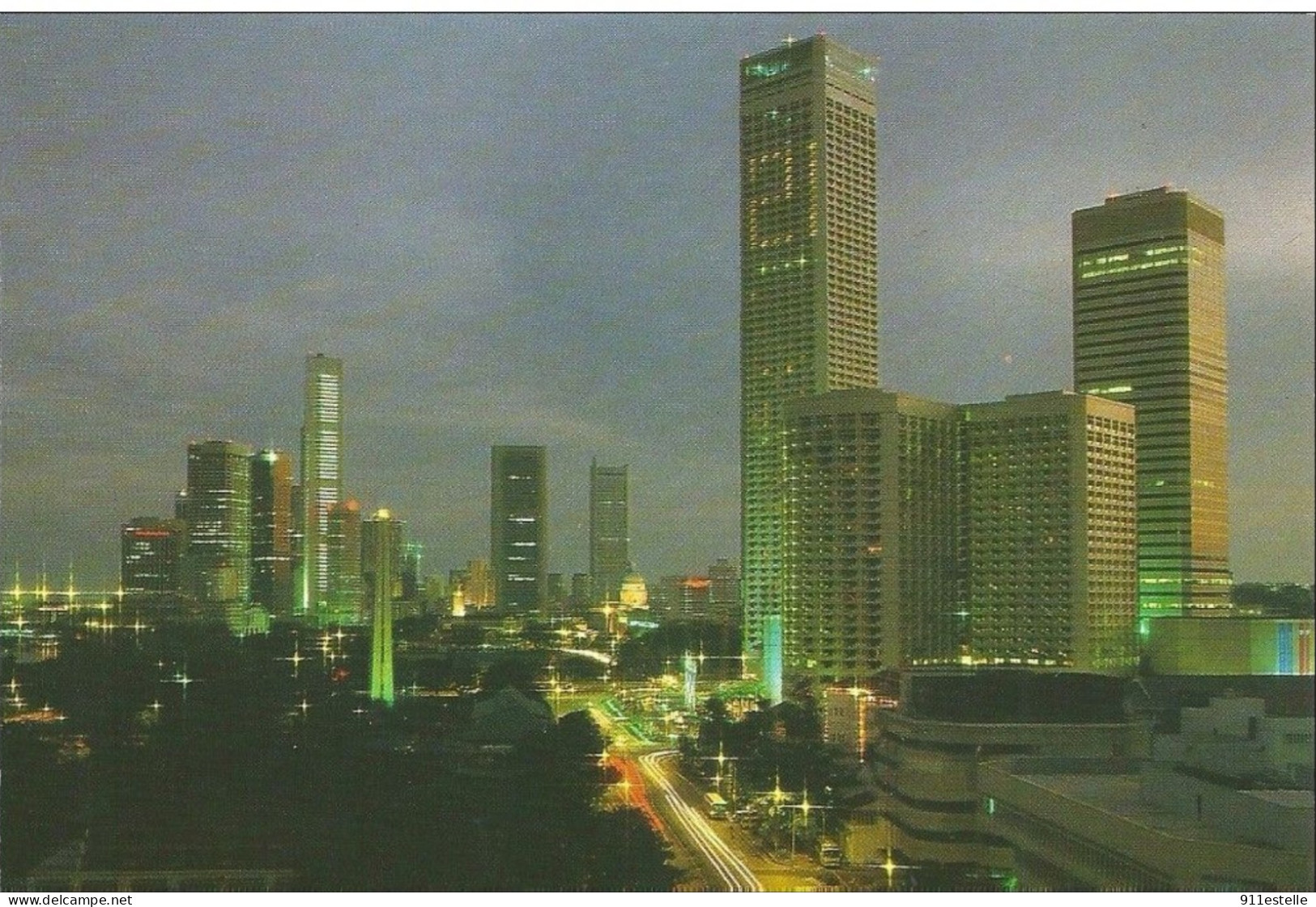 Singapore  Night  View  Of   SINGAPORE - Singapour