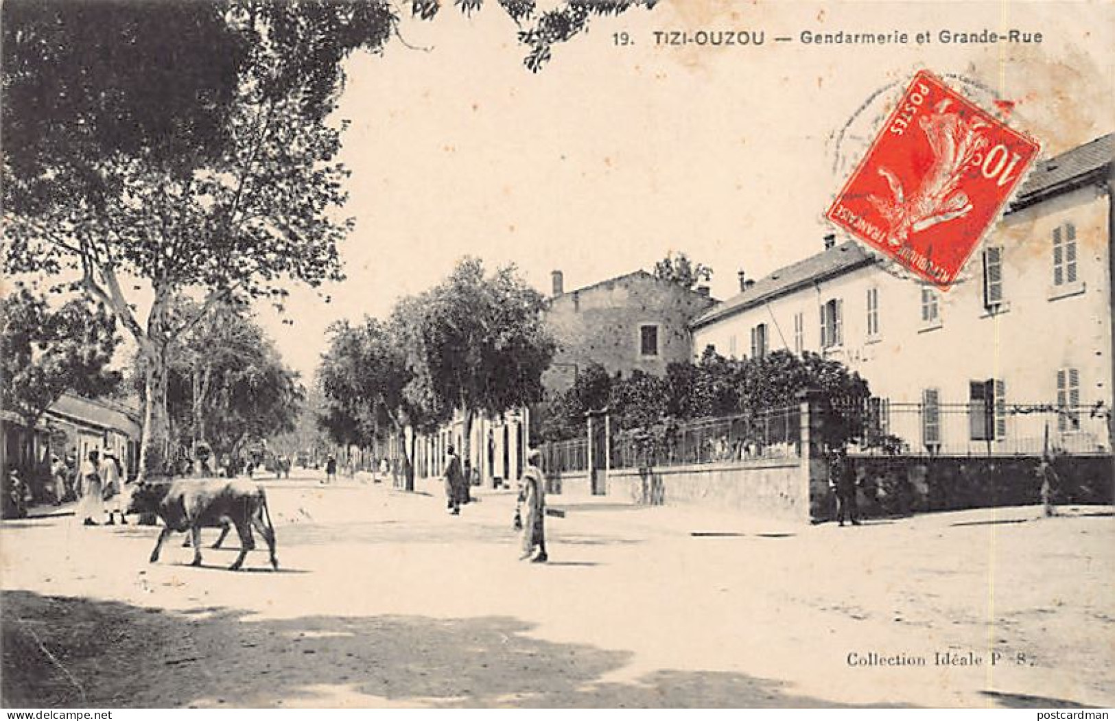 TIZI OUZOU - Gendarmerie Et Grande-Rue - Tizi Ouzou