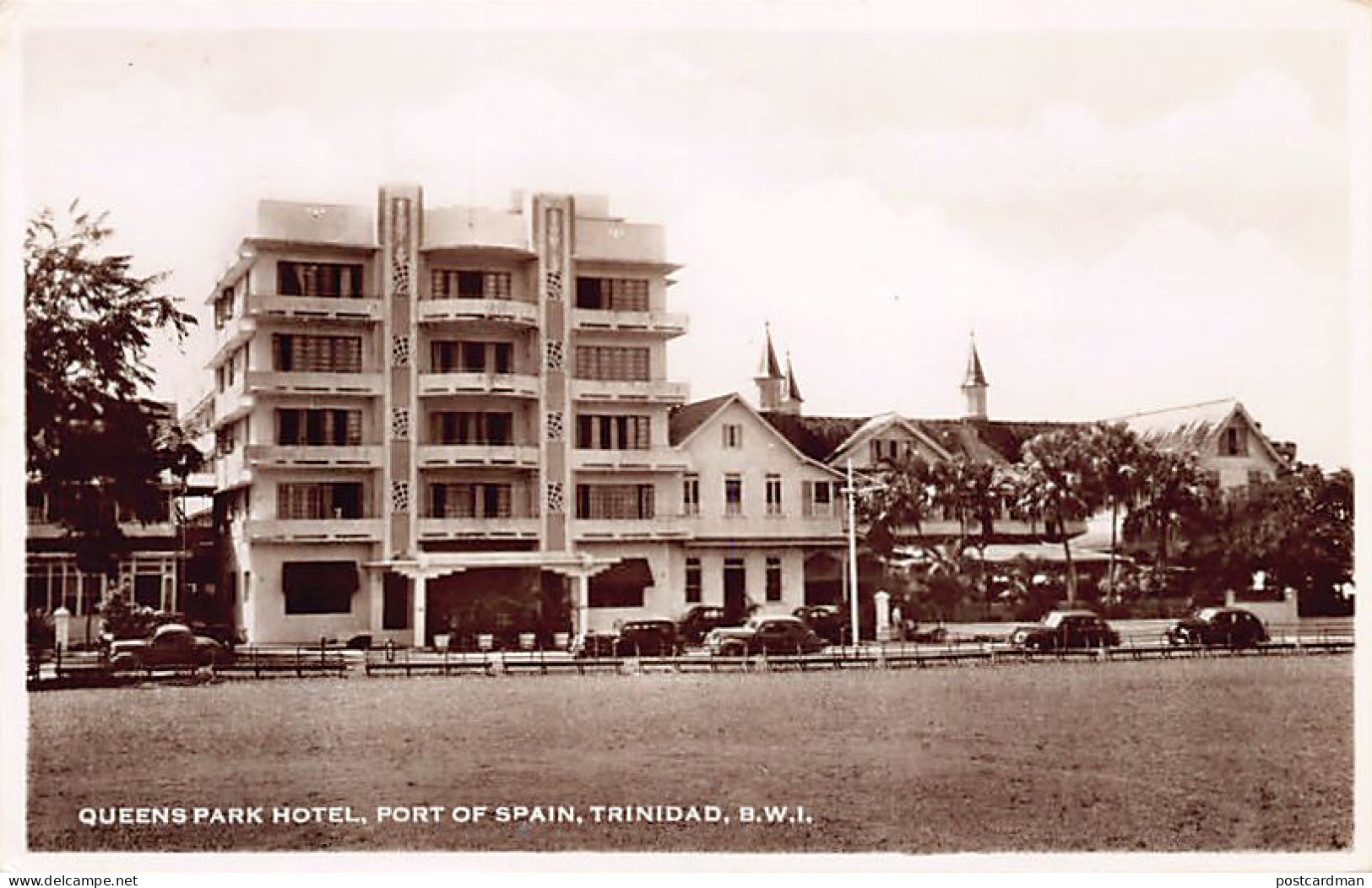 Trinidad - PORT OF SPAIN - Queen's Park Hotel - Publ. Y. De Lima & Co.  - Trinidad
