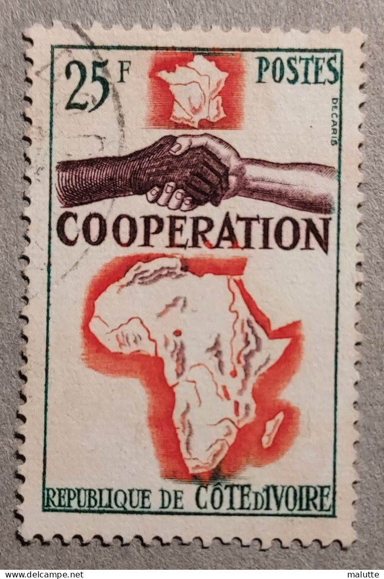 Côte D'ivoire YT 228 Oblitéré - Ivory Coast (1960-...)