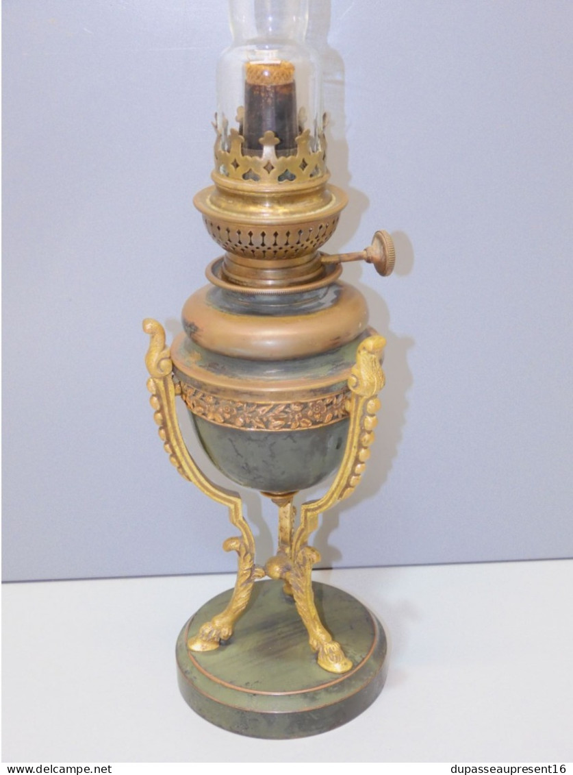 -BELLE LAMPE A PETROLE NAPOLEON III STYLE EMPIRE Avec Son Verre CRISTAL Déco    E - Luminarie E Lampadari