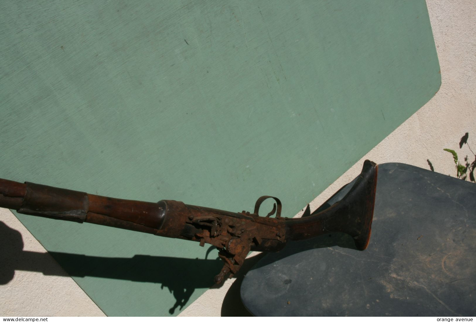 ancien long fusil arabe à silex