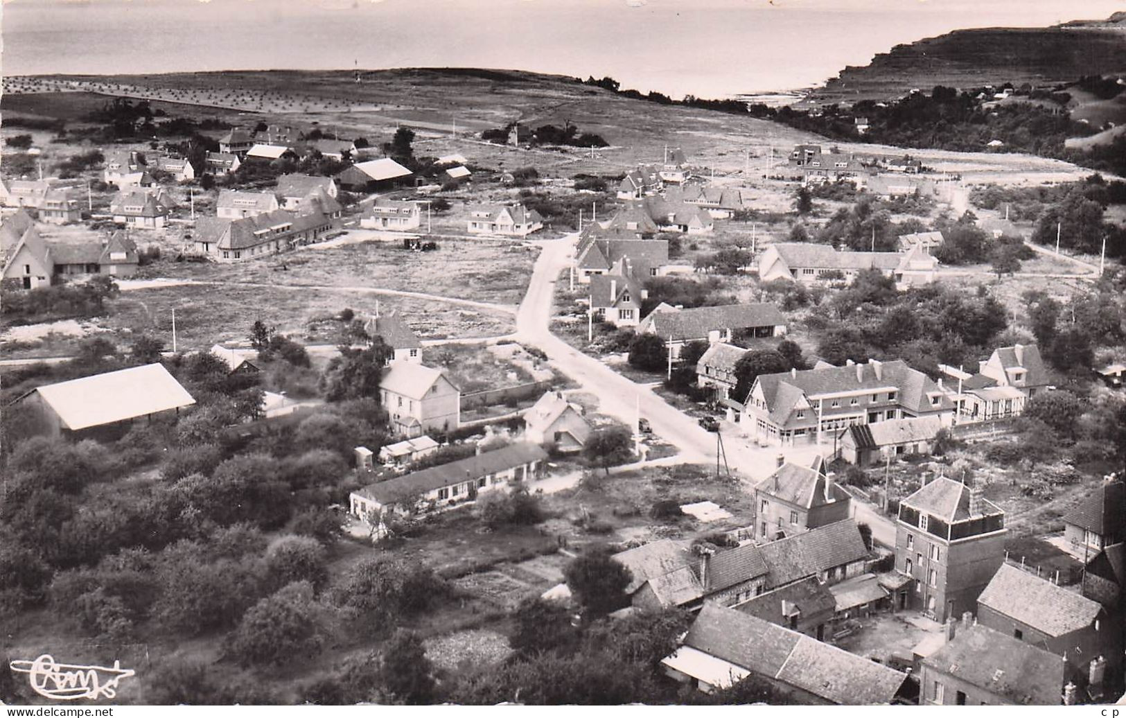 Berneval Sur Mer -   Vue Aerienne   - CPSM °J - Autres & Non Classés