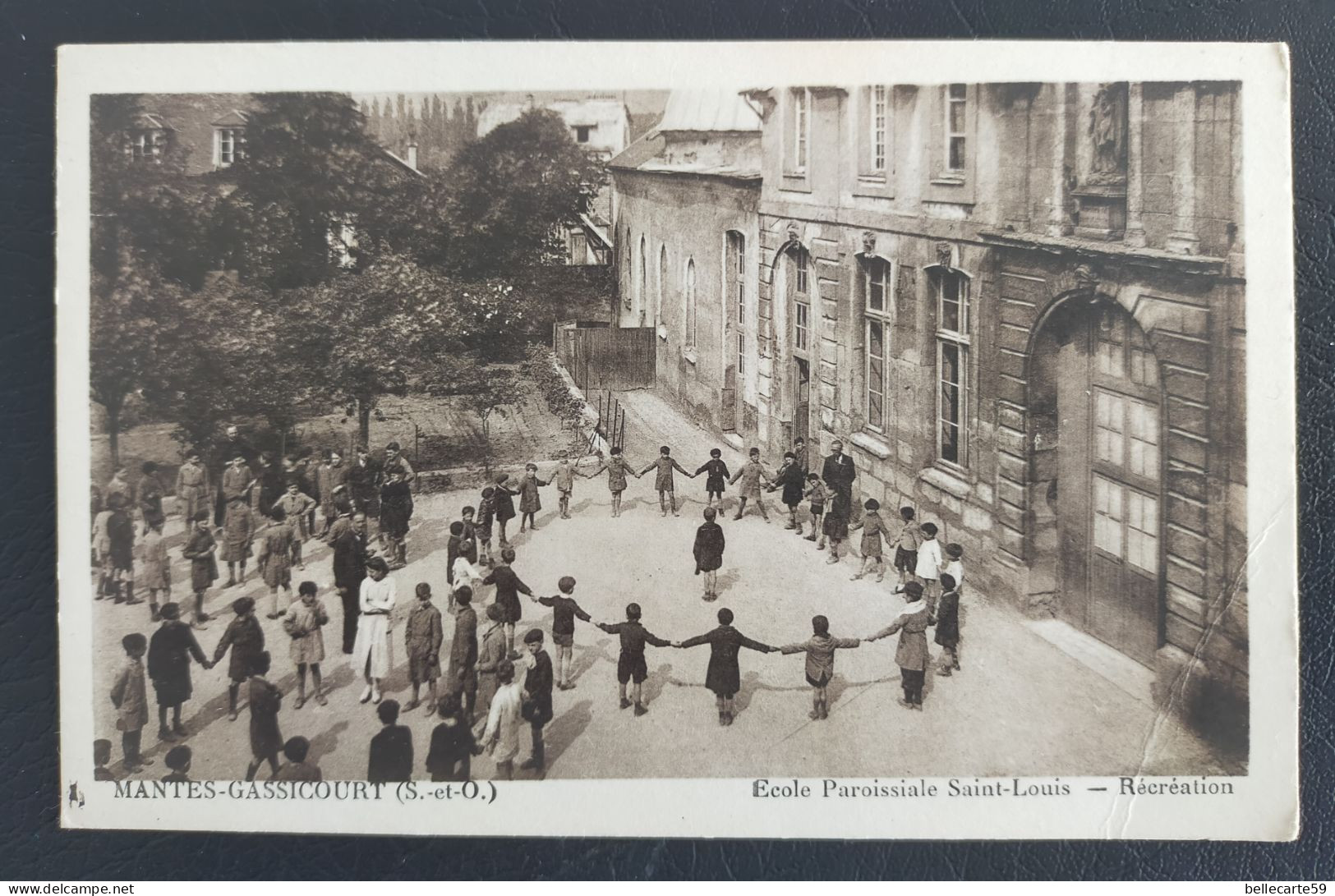 MANTES GASSICOURT - école Paroissiale Saint-Louis Récréation - Mantes La Ville